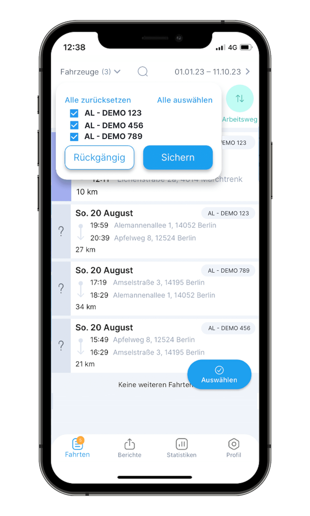 Mehrere Fahrzeuge einfach in der Fahrtenbuch-App am Smartphone verwalten Mehrere Fahrzeuge einfach in der Fahrtenbuch-App am Smartphone verwalten